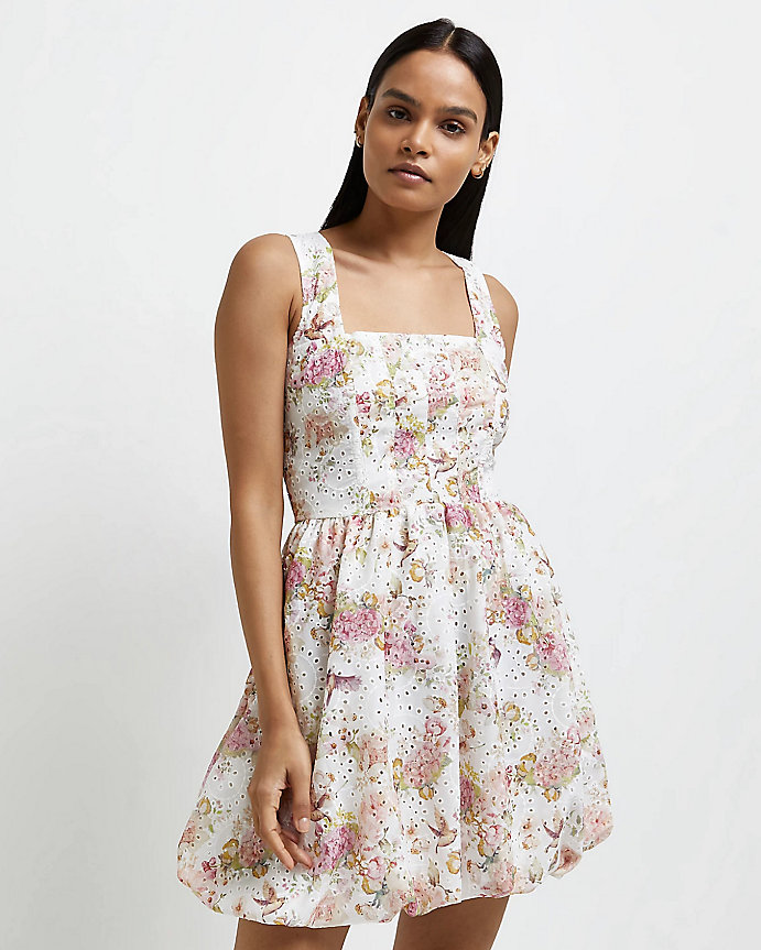 Summer wedding floral outfits – CastlePoint